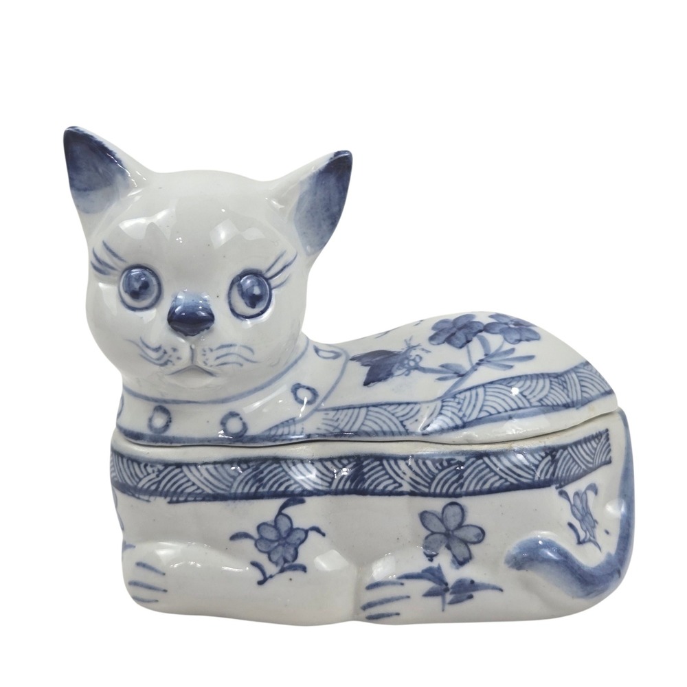 Vintage‎ Ceramic Cat Trinket Box Chinoiserie Floral Blue White 4.5x5x3" EUC